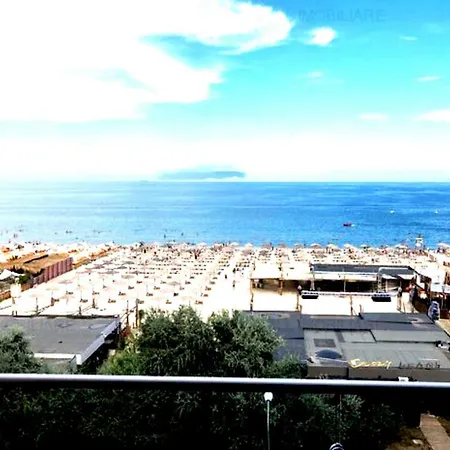 Crazy View Summerland Apartmán *
